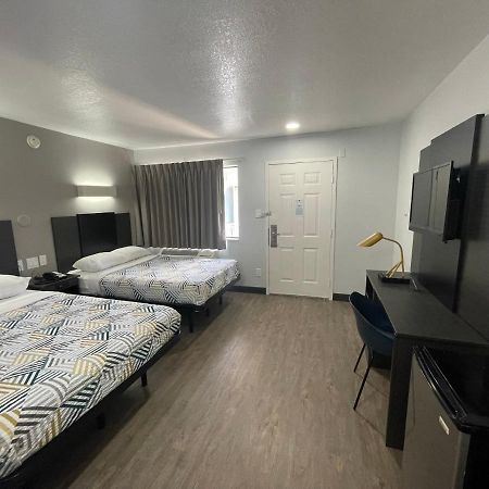 Motel 6 Denton, Tx - Unt Exteriör bild