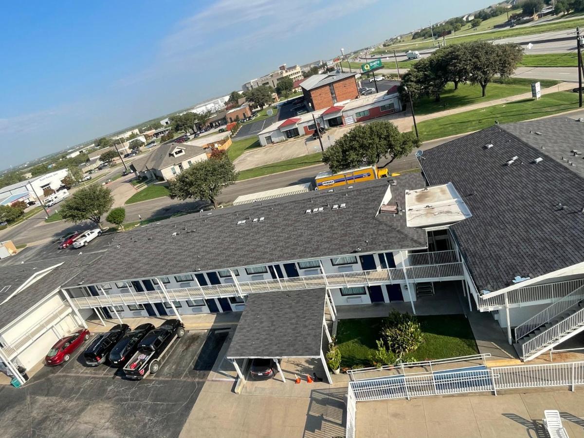 Motel 6 Denton, Tx - Unt Exteriör bild